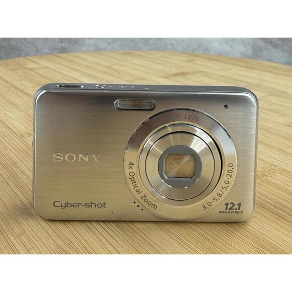 Sony Cyber-Shot DSC-W310 12.1MP Digital Camera Silver – Stuck Lens For Parts - Picture 1 of 7